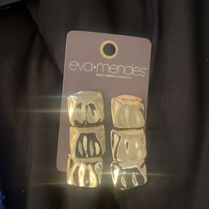 Eva Mendes Gold Tone Earrings